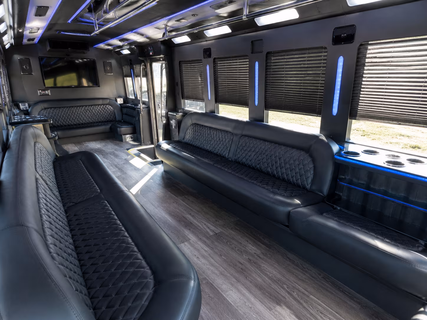 Rent a Bus to DKR-Texas Memorial Stadium