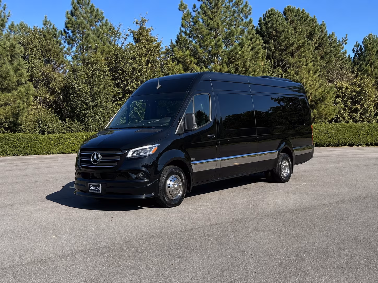 Round Rock Airport Shuttle & Transportation party bus exterior