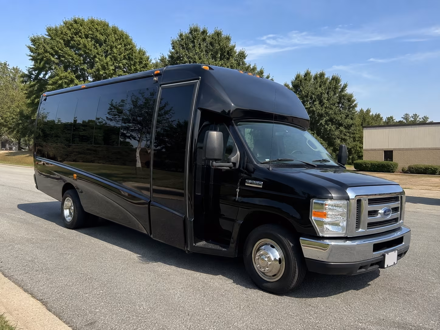 Round Rock Wedding Transportation & Shuttle Service
